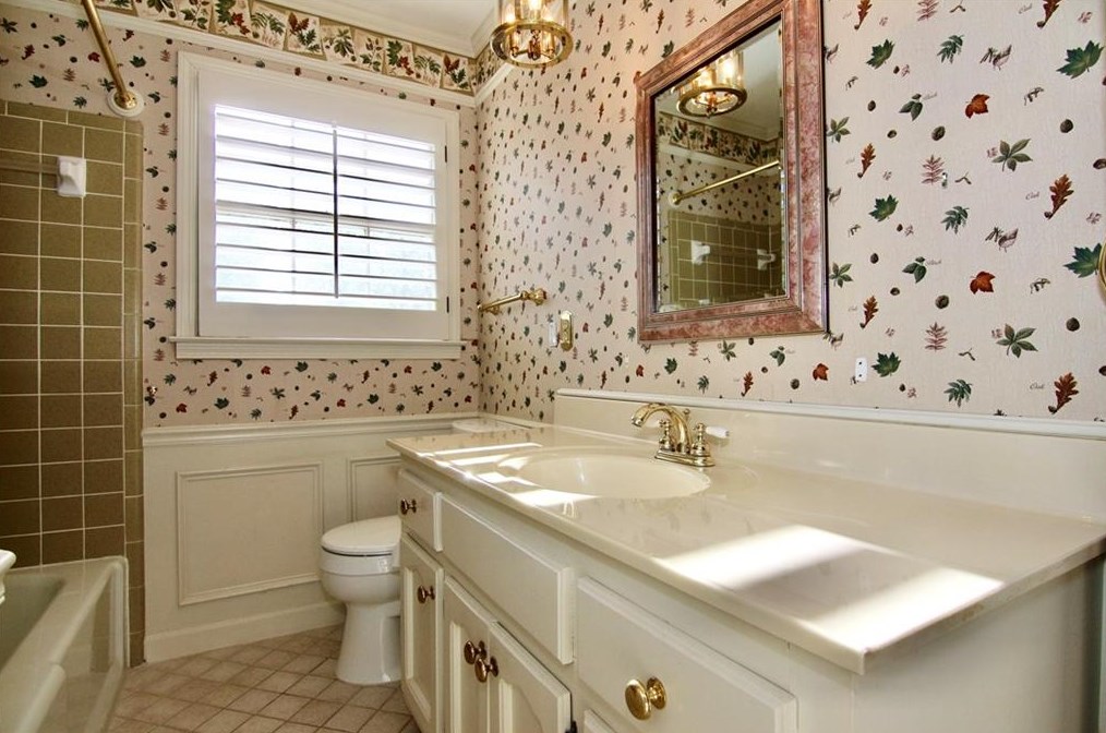 5260 Mt Vernon Way, Atlanta GA  30338-4625 exterior