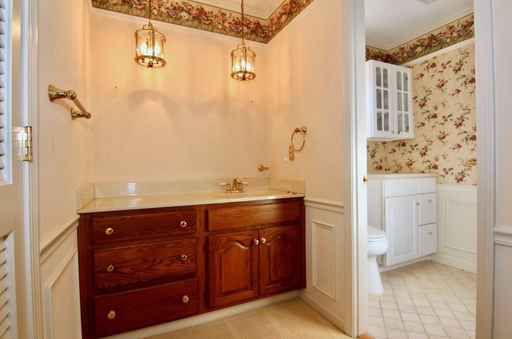 5260 Mt Vernon Way, Atlanta GA  30338-4625 exterior