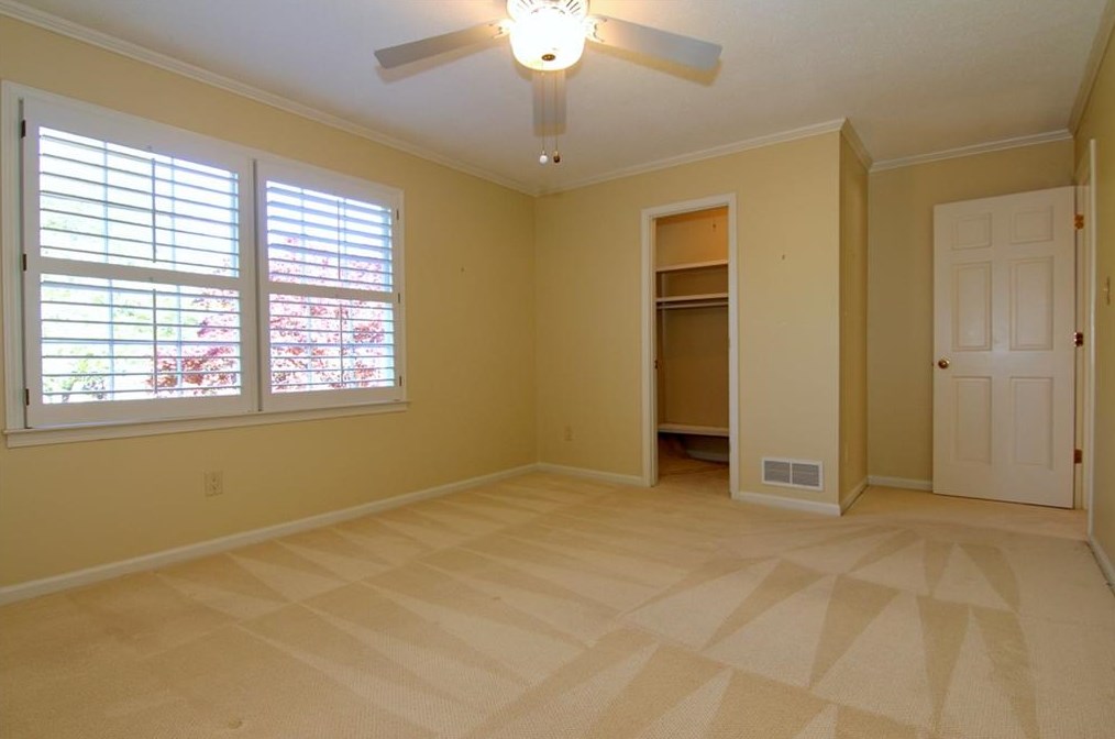 5260 Mt Vernon Way, Atlanta GA  30338-4625 exterior