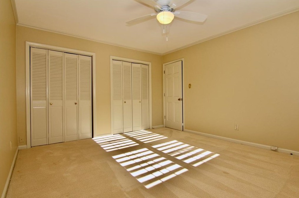 5260 Mt Vernon Way, Atlanta GA  30338-4625 exterior