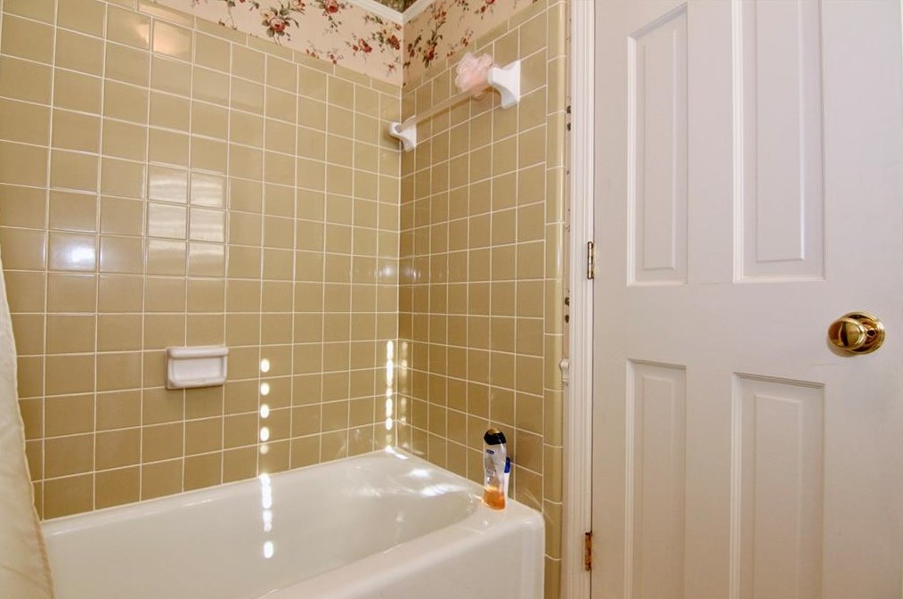 5260 Mt Vernon Way, Atlanta GA  30338-4625 exterior