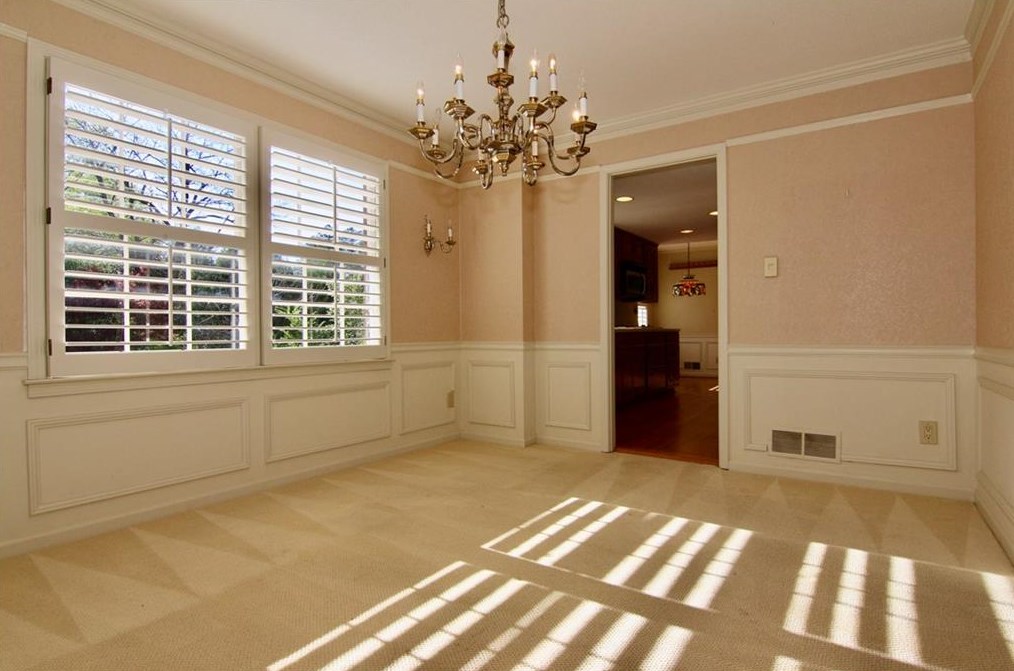 5260 Mt Vernon Way, Atlanta GA  30338-4625 exterior