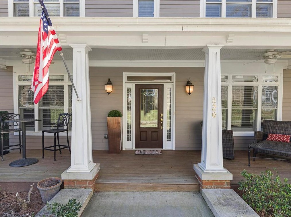 820 Freedom Ln, Roswell, GA 30075