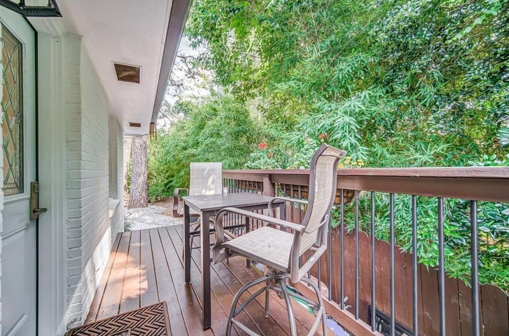 2069 Wilandrew Dr, Decatur GA  30033-0019 exterior