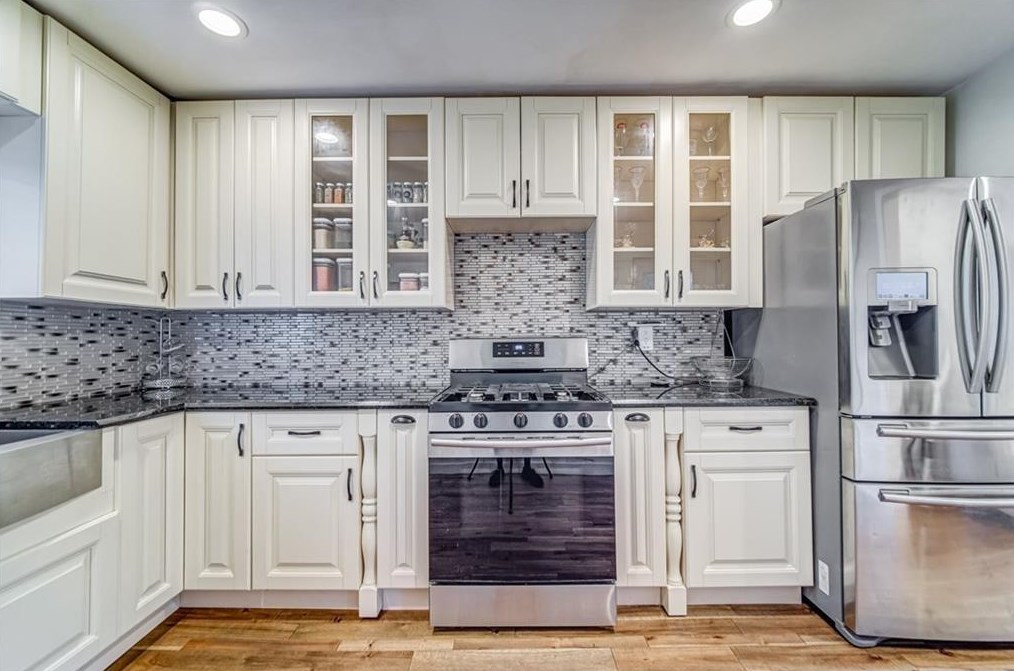 2069 Wilandrew Dr, Decatur GA  30033-0019 exterior