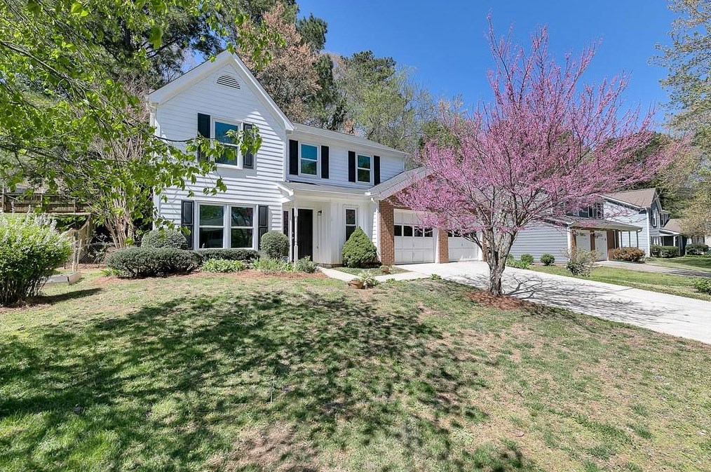 10480 Willow View Cir, Alpharetta, GA 30022-5712