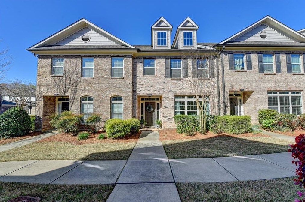 8025 Pierpoint Ln, Alpharetta, GA 30005-0030