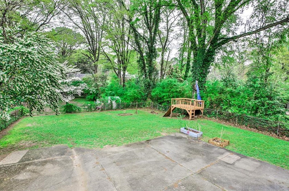 1206 Church St, Decatur GA  30030-1541 exterior