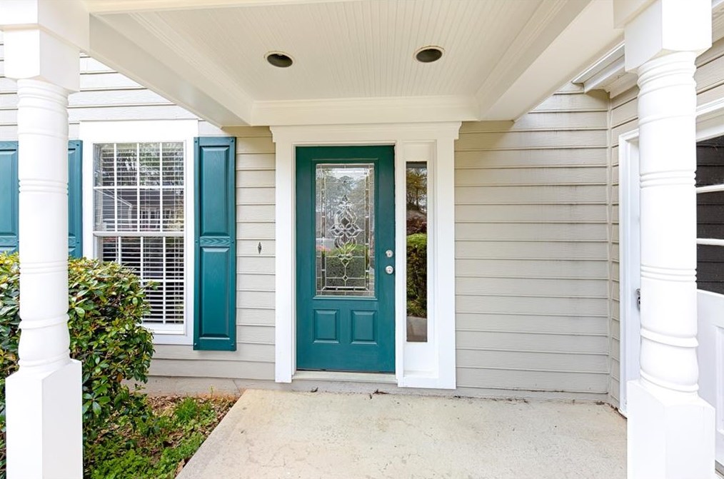 215 Douglas Fir Ct, Alpharetta, GA 30022-6063