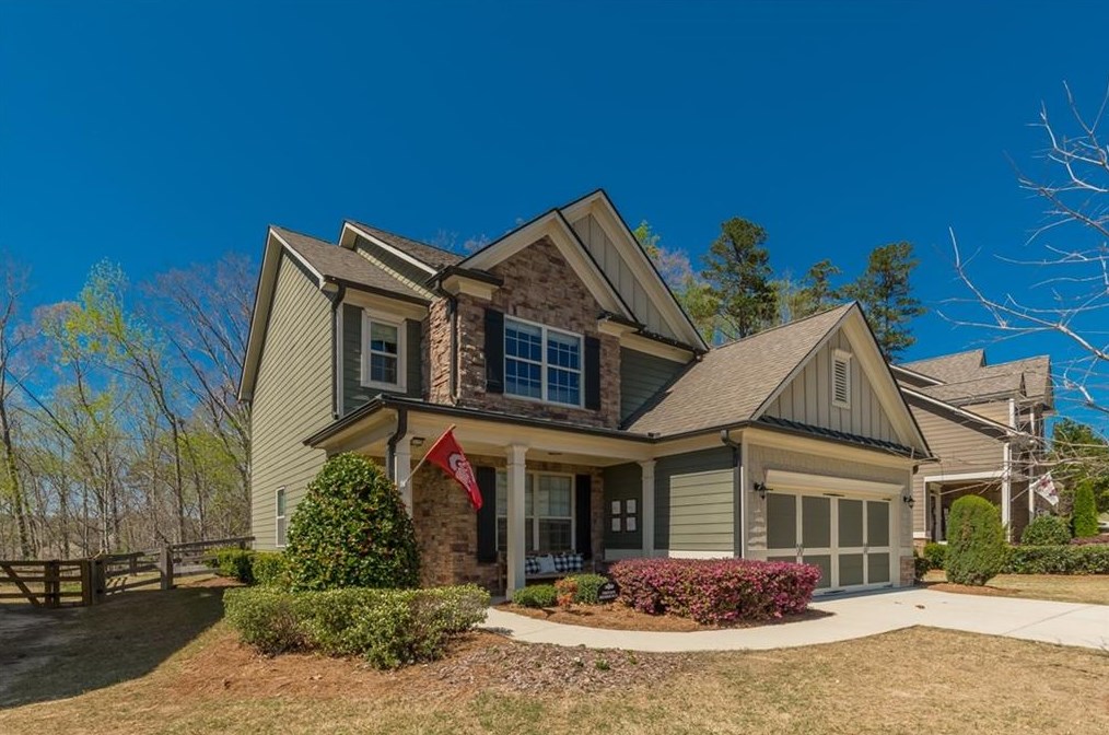 6920 Big Sky Dr, Flowery Branch, GA 30542-5770