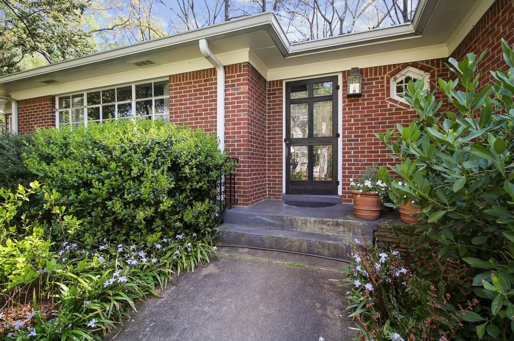 1270 Briardale Ln, Atlanta, GA 30306-2624