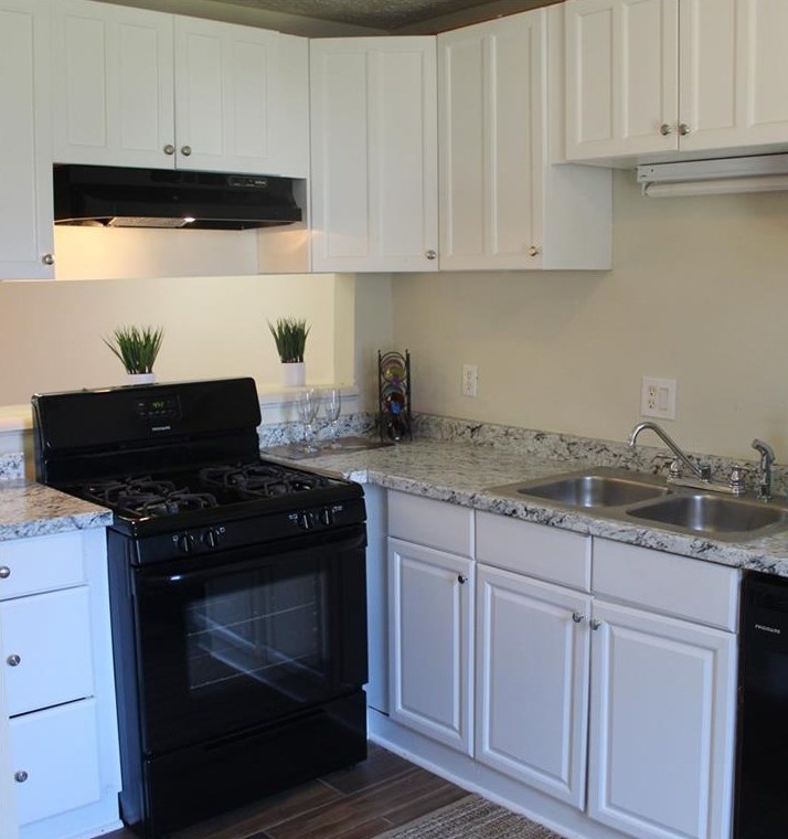 1775 Timber Valley Way, Smyrna GA  30080-8110 exterior