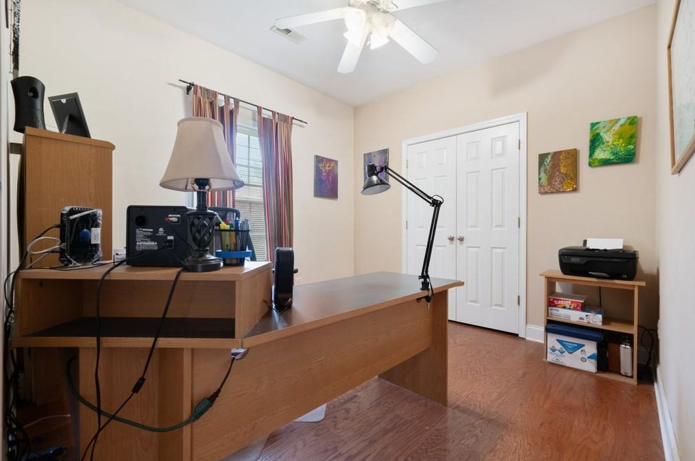 110 Granny Smith Dr, Calhoun GA 30701-4583 exterior