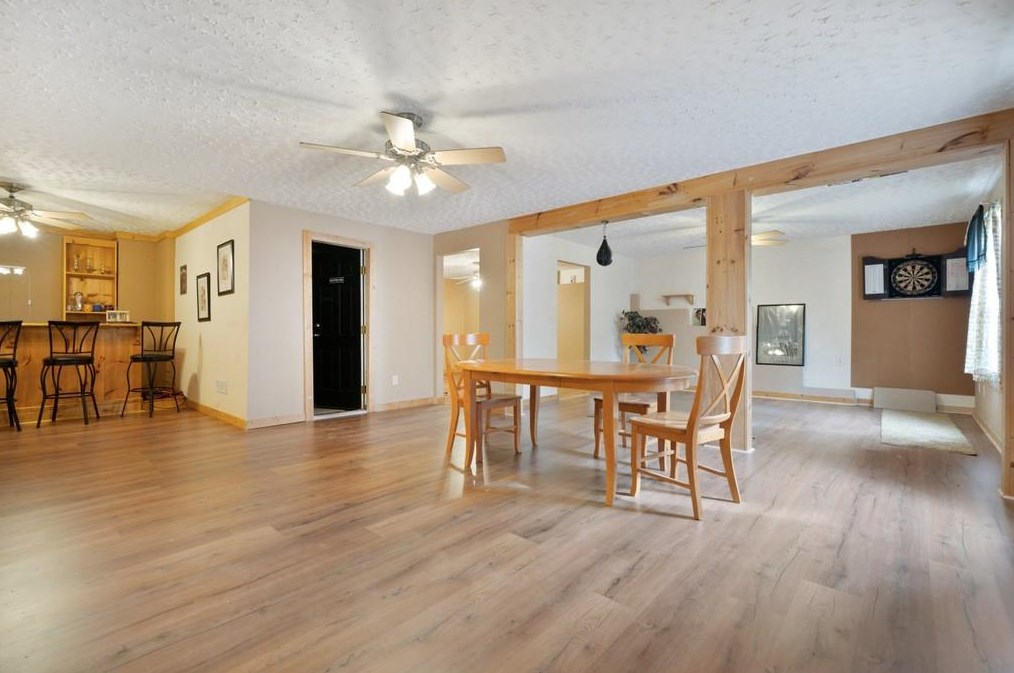 110 Granny Smith Dr, Calhoun GA 30701-4583 exterior