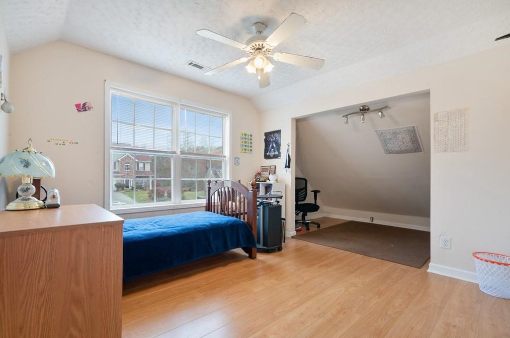 110 Granny Smith Dr, Calhoun GA 30701-4583 exterior