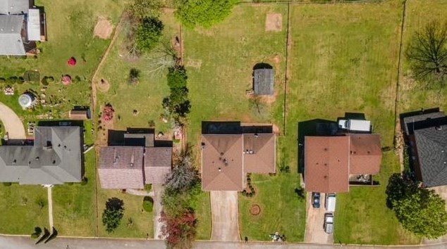 2282 Wallingford Dr, Decatur GA  30032-6227 exterior