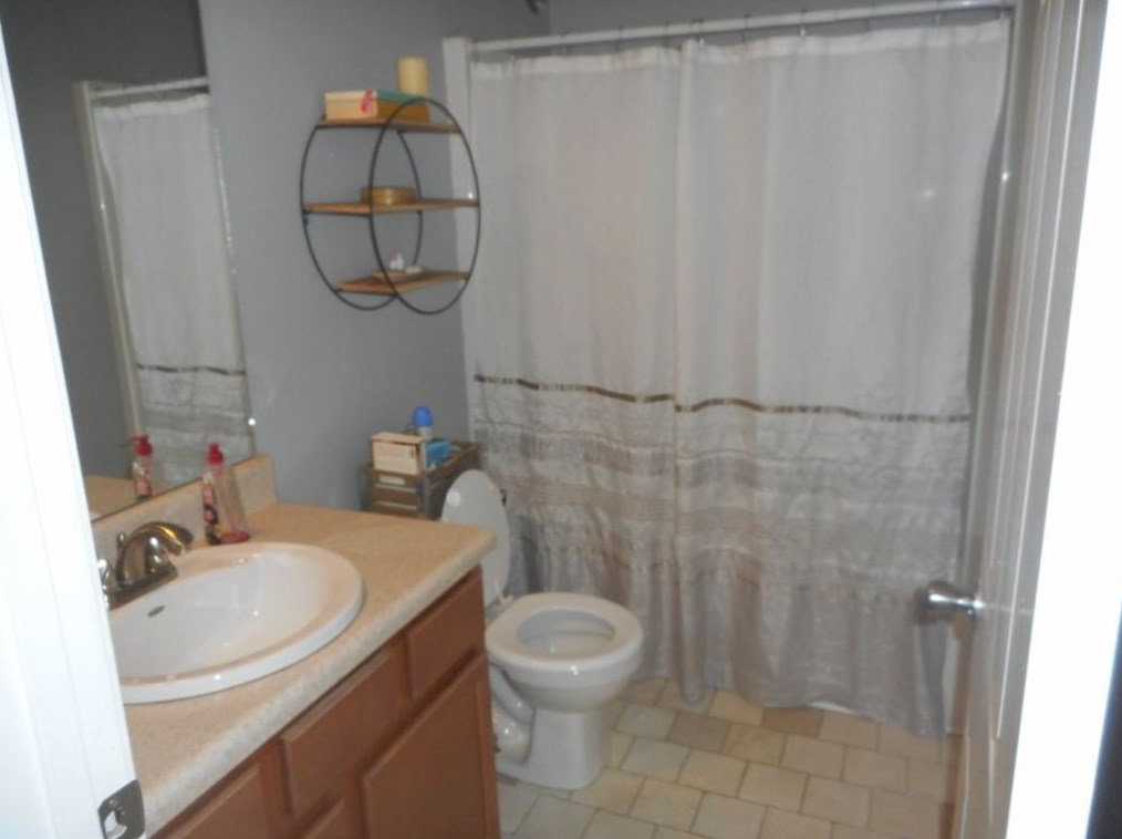 180 Mccready Dr, Dallas, GA 30157-5634