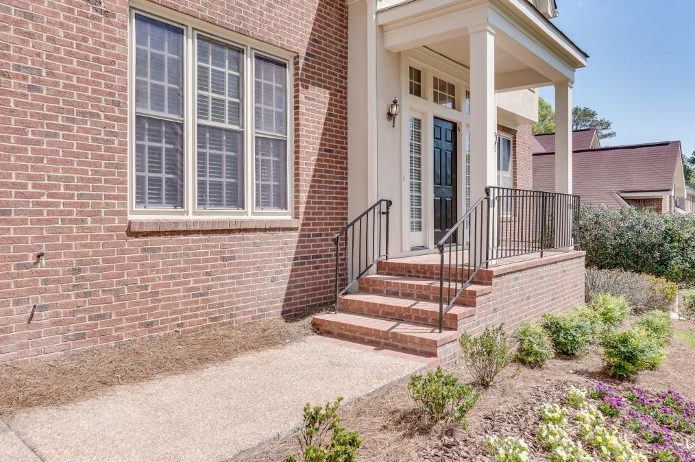 2626 Danforth Ln, Decatur GA  30033-2213 exterior