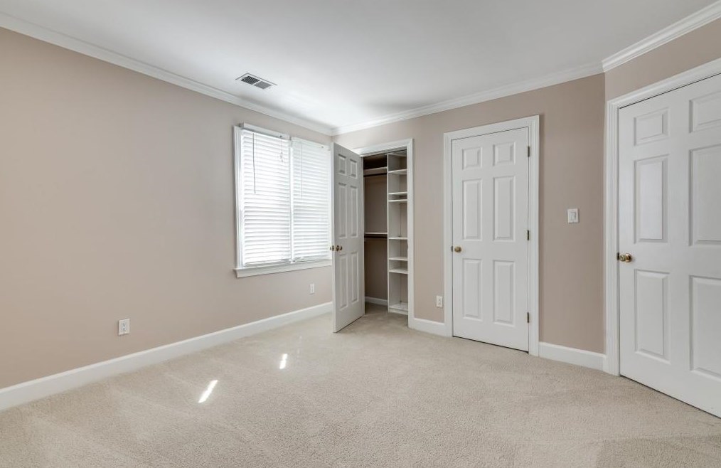 2626 Danforth Ln, Decatur GA  30033-2213 exterior