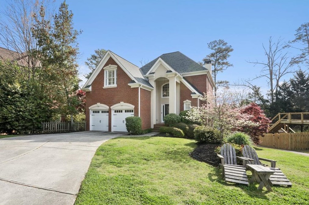 2257 Wayside Dr, Atlanta, GA 30319-4009