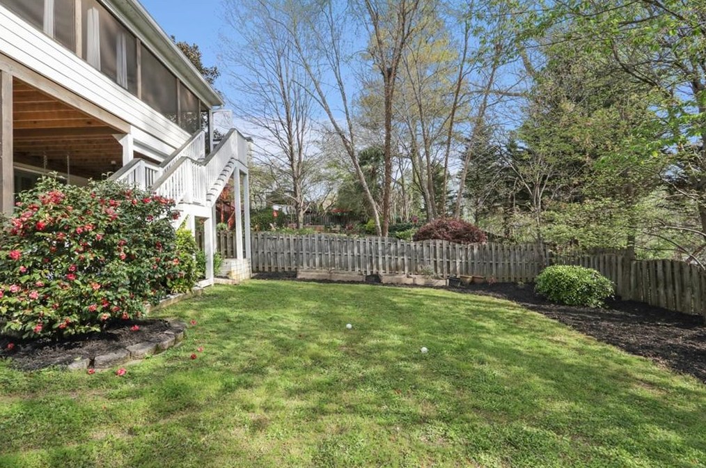 2257 Wayside Dr, Atlanta GA  30319-4009 exterior