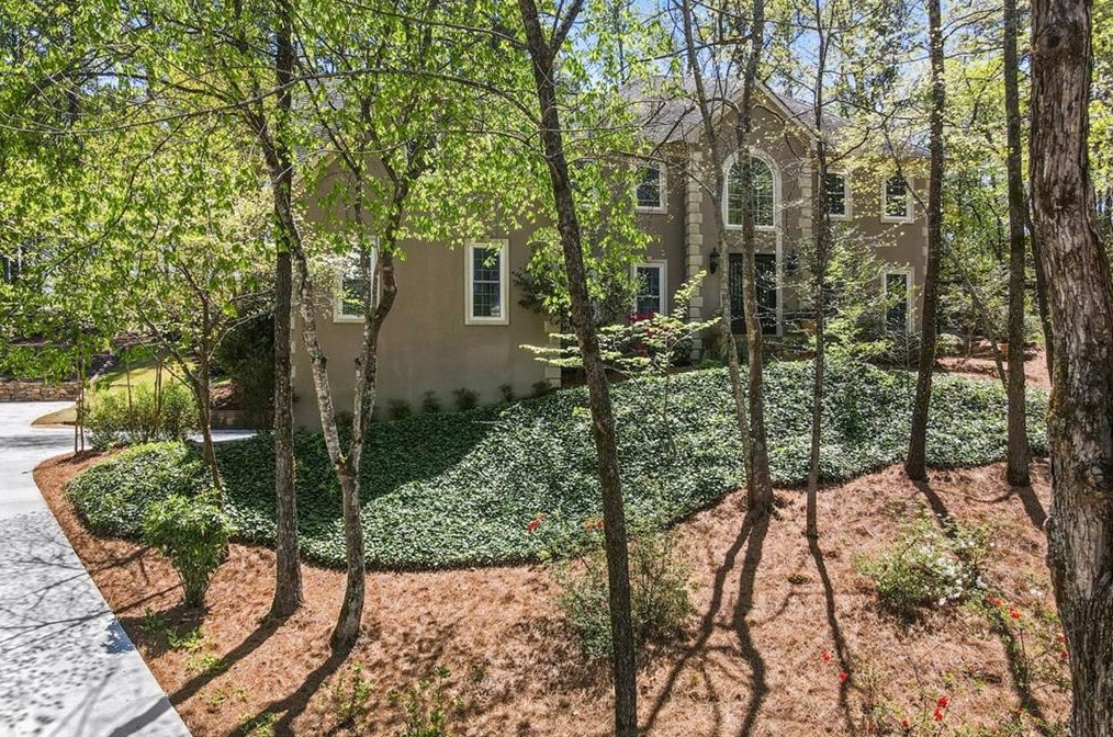 715 Old Park Pl, Roswell, GA 30075-3255