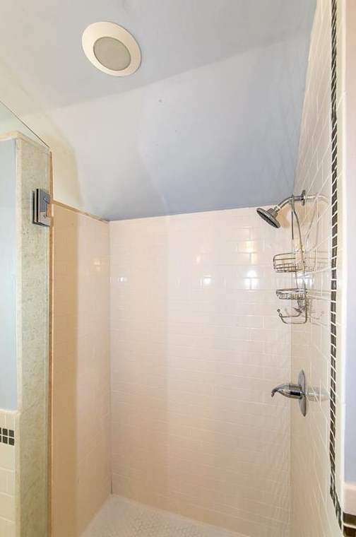 220 Jefferson Pl, Decatur GA  30030-3653 exterior