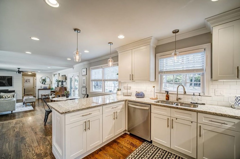 3816 Cline Dr, Smyrna GA  30082-3115 exterior