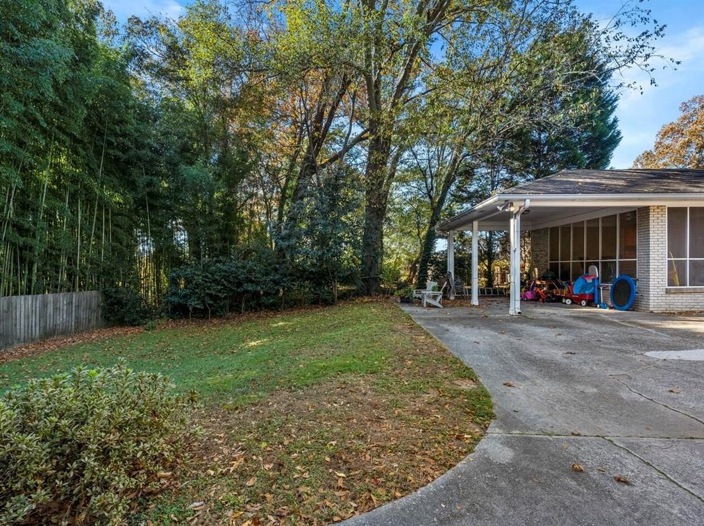 2591 Sharondale Dr, Atlanta GA  30305-3811 exterior