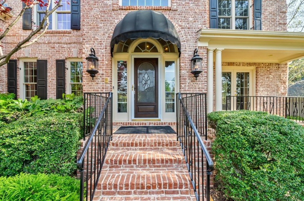 10325 High Falls Cir, Alpharetta, GA 30022-8439