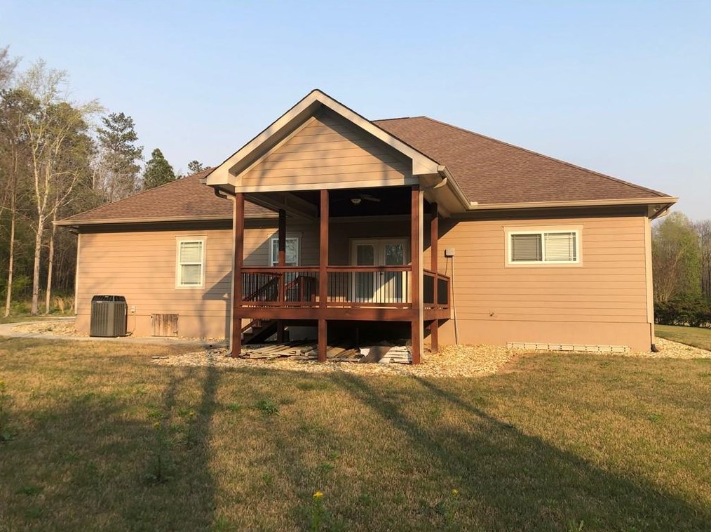 136 Caverns Way, Calhoun, GA 30701-4738