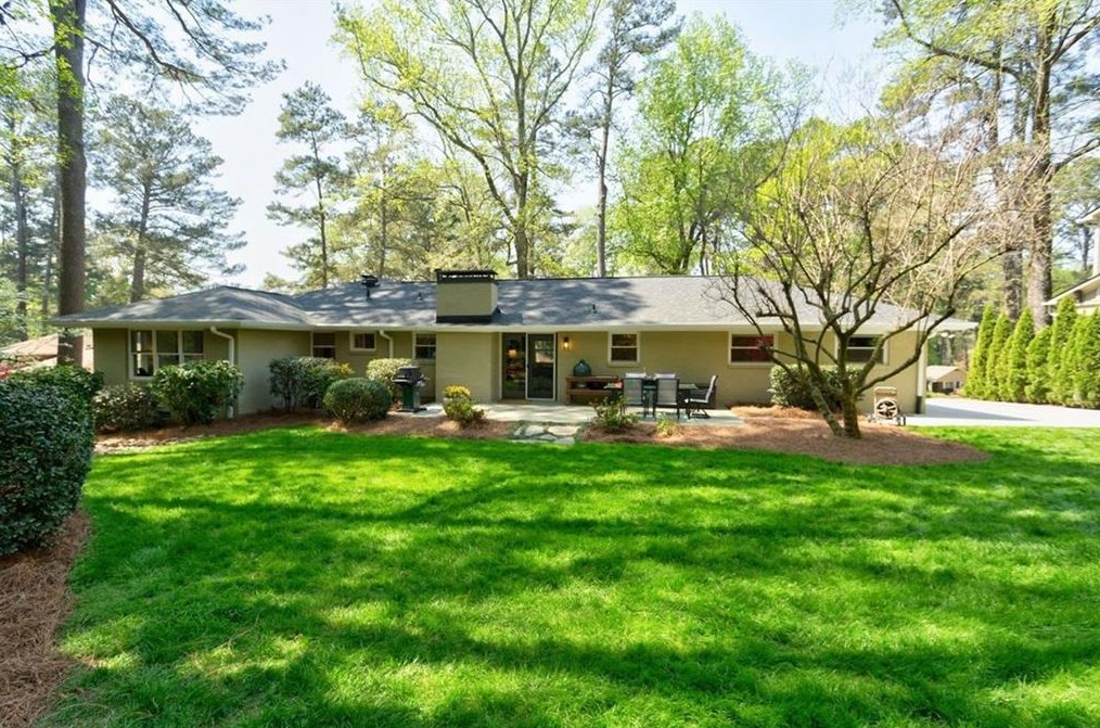 1987 Silvastone Dr, Atlanta GA 30345-3737 exterior