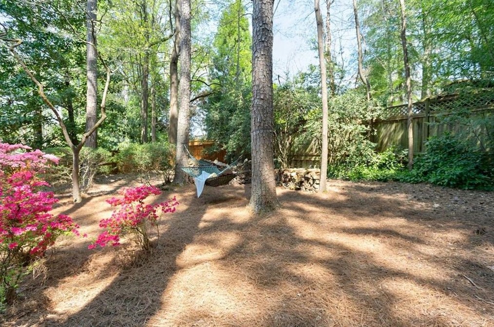 1987 Silvastone Dr, Atlanta GA 30345-3737 exterior