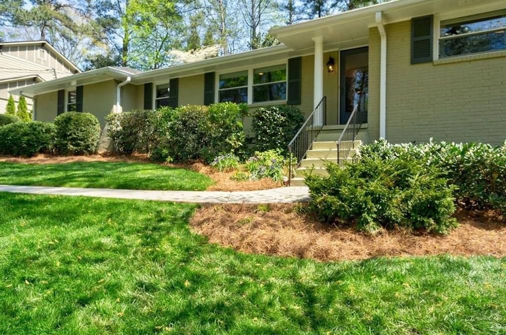 1987 Silvastone Dr, Atlanta GA 30345-3737 exterior