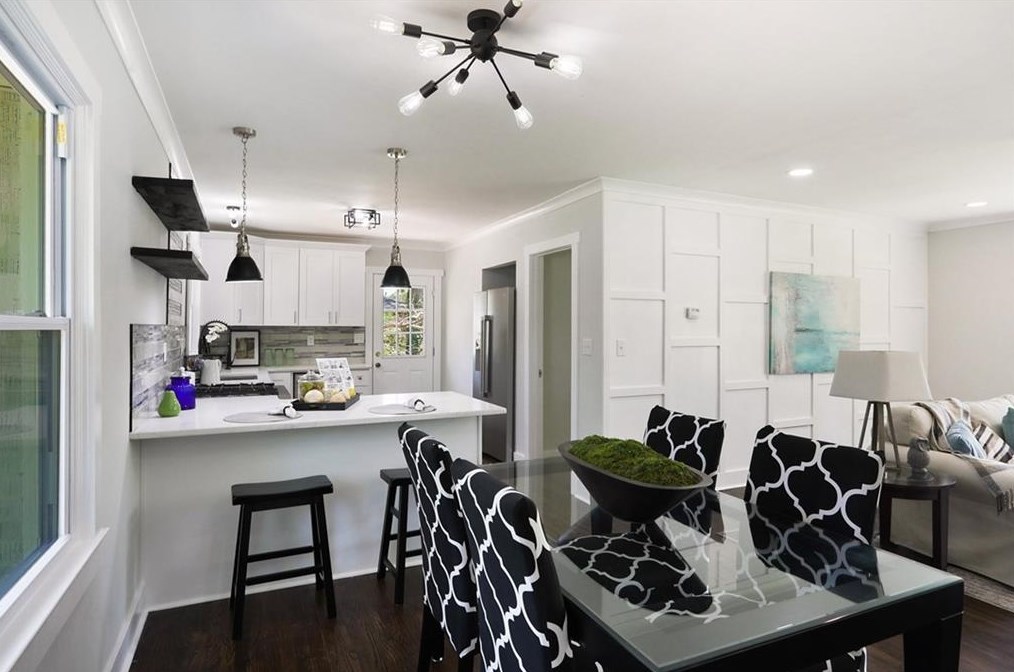 1660 Columbia Cir, Decatur GA  30032-4607 exterior