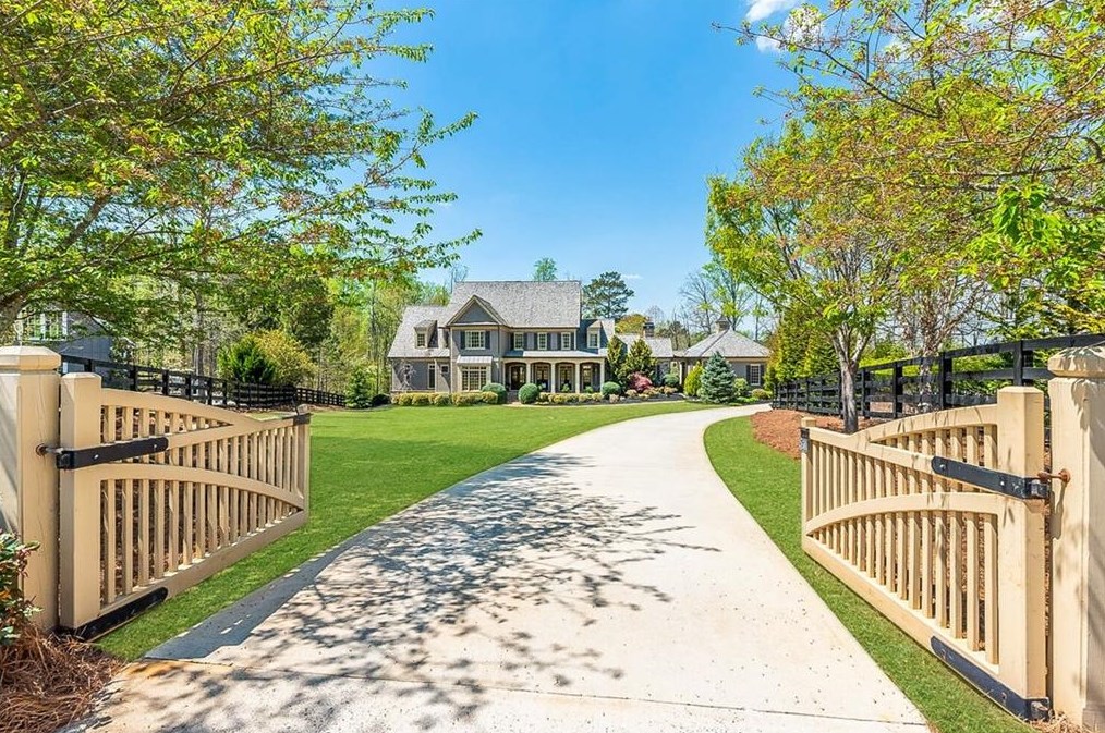 706 Cogdell Rdg, Alpharetta, GA 30004-7368