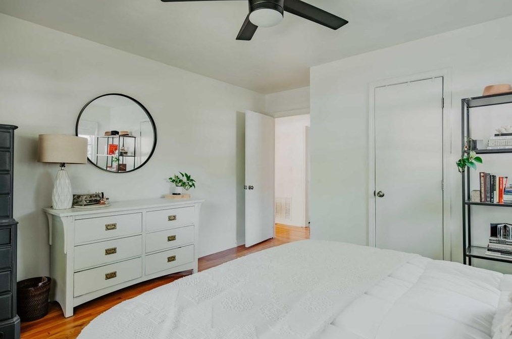 2150 Rando Ln, Atlanta GA 30318-1926 exterior