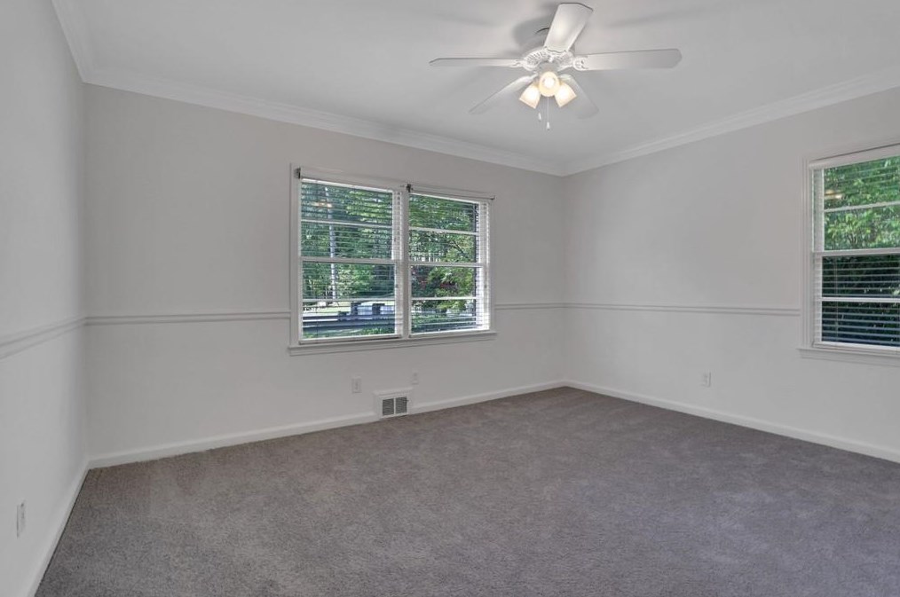 611 Peachtree Battle Ave, Atlanta GA  30327-1211 exterior
