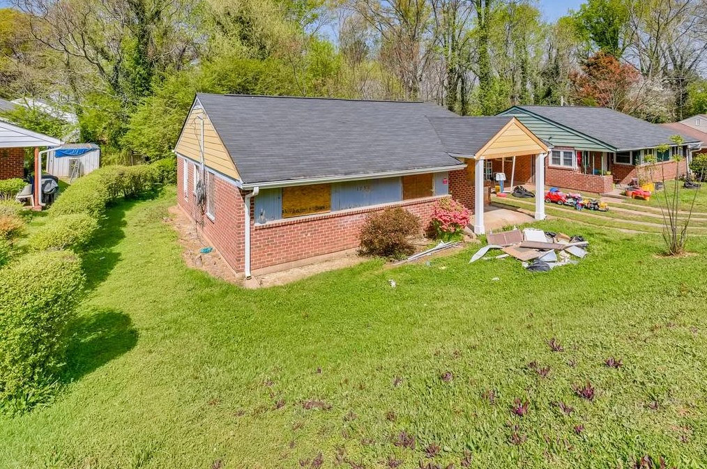 1751 Carter Cir, Atlanta, GA 30344