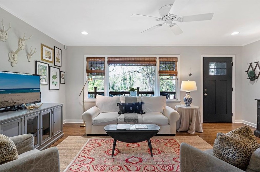 1281 Willivee Dr, Decatur GA 30033-4120 exterior