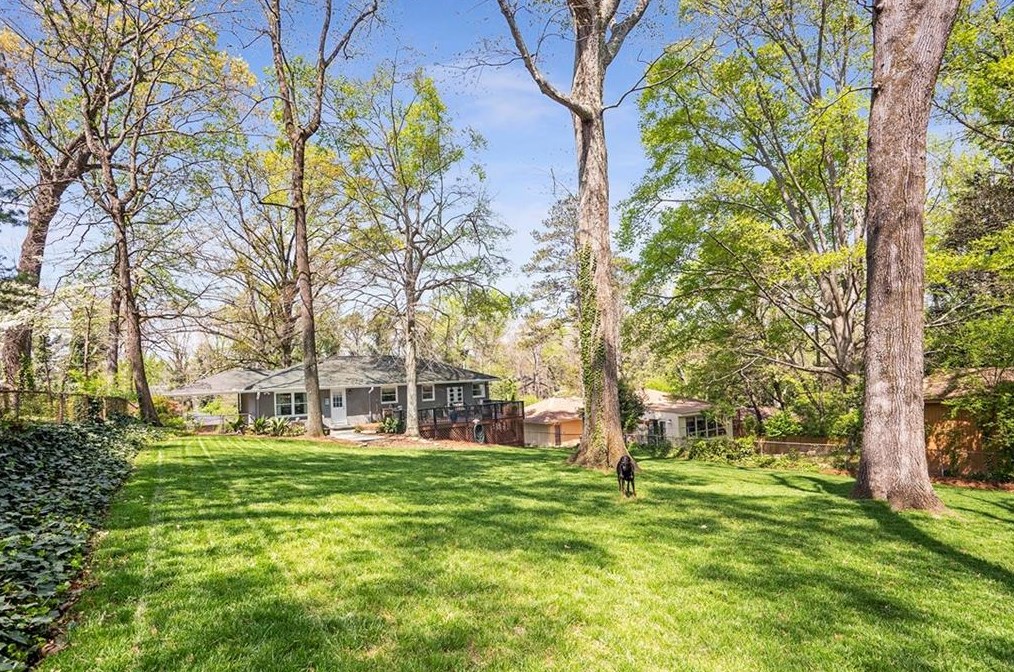 1281 Willivee Dr, Decatur GA 30033-4120 exterior