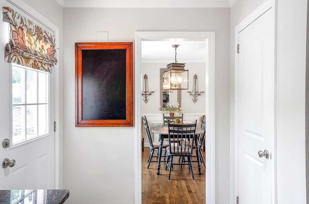 1281 Willivee Dr, Decatur GA 30033-4120 exterior