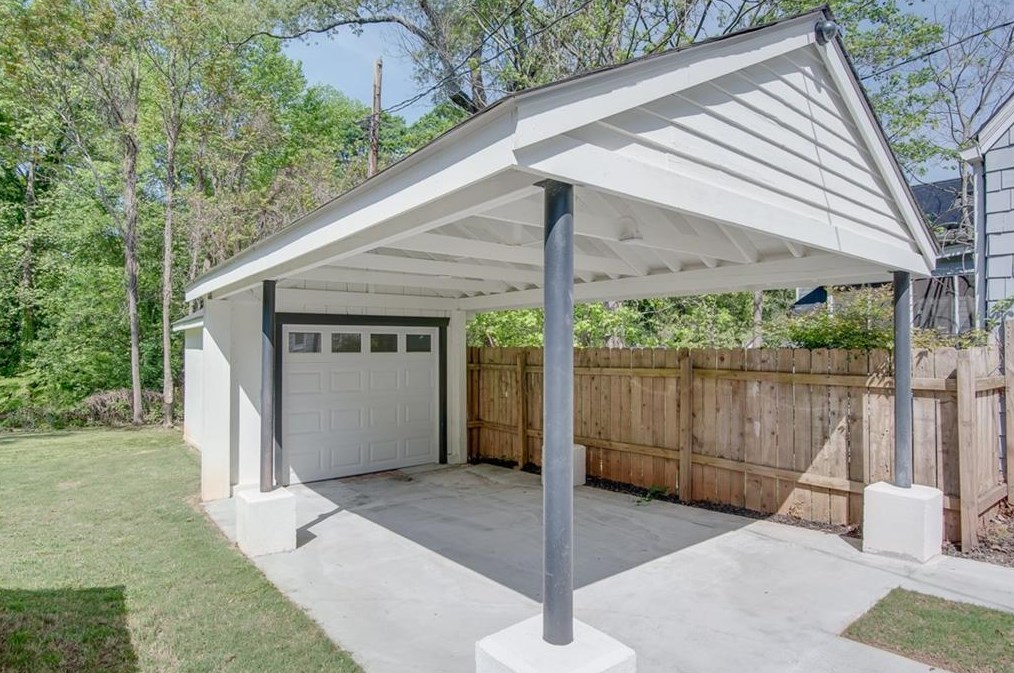 723 Avery St, Decatur GA  30030-3703 exterior