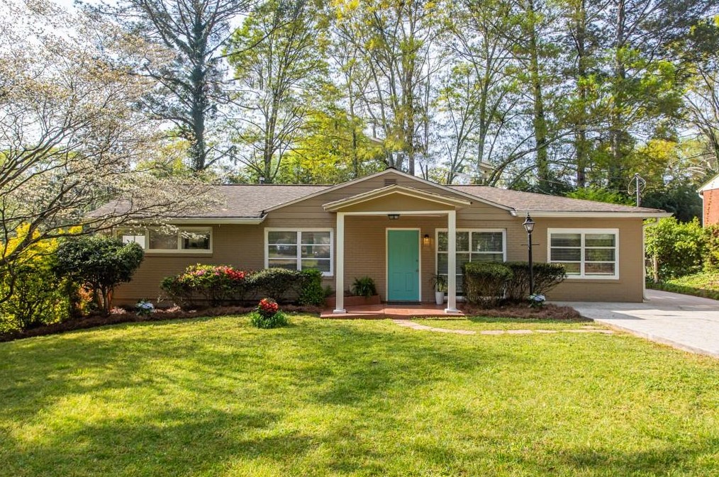 3059 Brook Dr, Decatur, GA 30033-3937