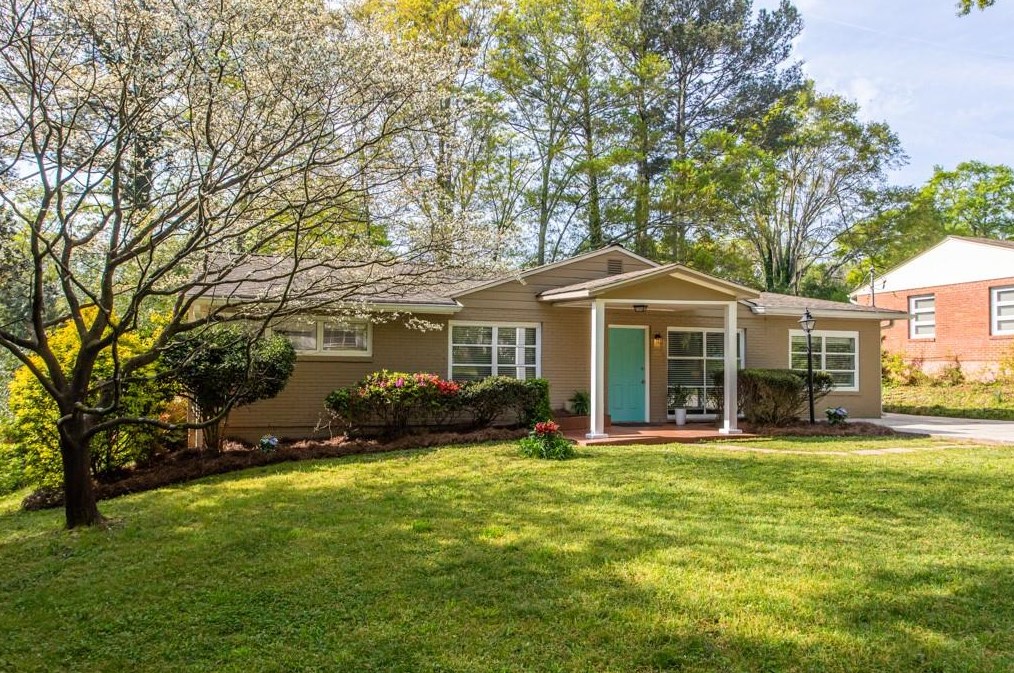 3059 Brook Dr, Decatur GA  30033-3937 exterior