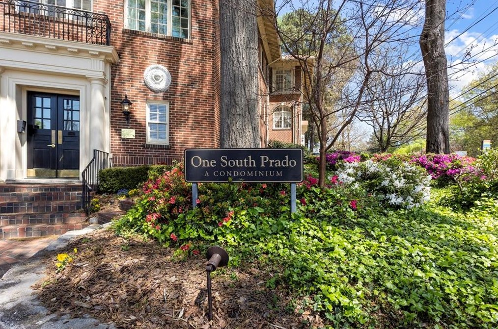 1 Prado, Atlanta GA  30309-3357 exterior