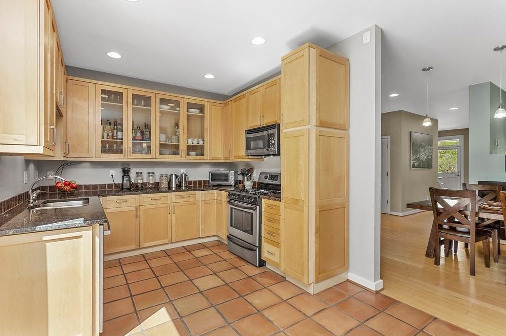 181 Tye St, Atlanta GA 30316-1142 exterior