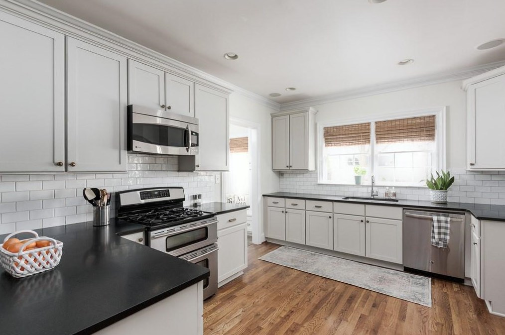 205 Lamont Dr, Decatur GA 30030-2341 exterior