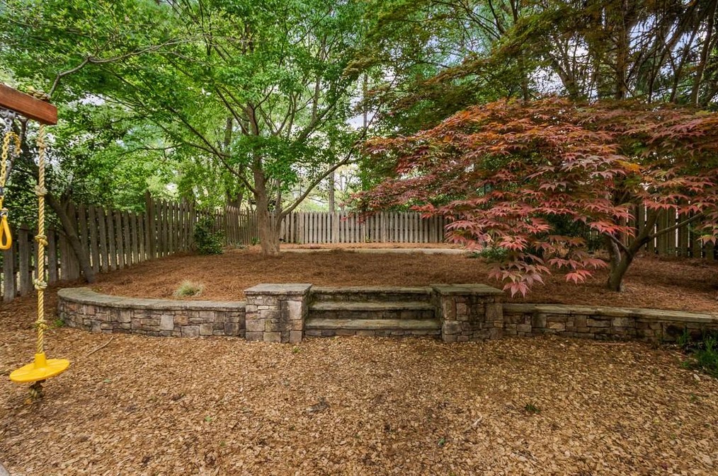 205 Lamont Dr, Decatur GA 30030-2341 exterior