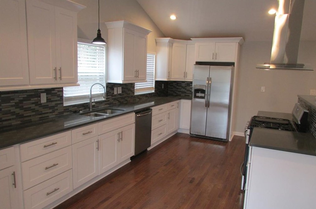 325 Rhinehill Rd, Atlanta GA  30315-7401 exterior